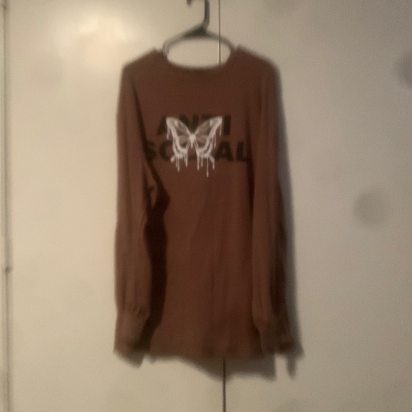 Fashion nova anti-social long sleeve shirt - Picture 2 of 3